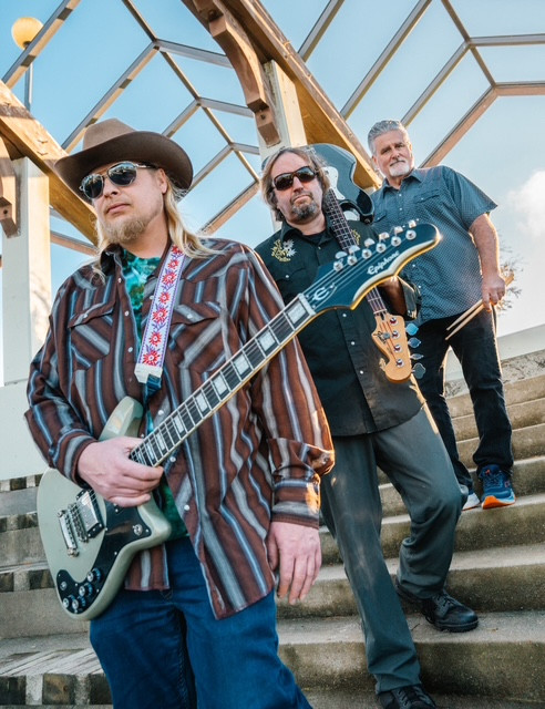 Matthew Wallace and the Flying Saucers