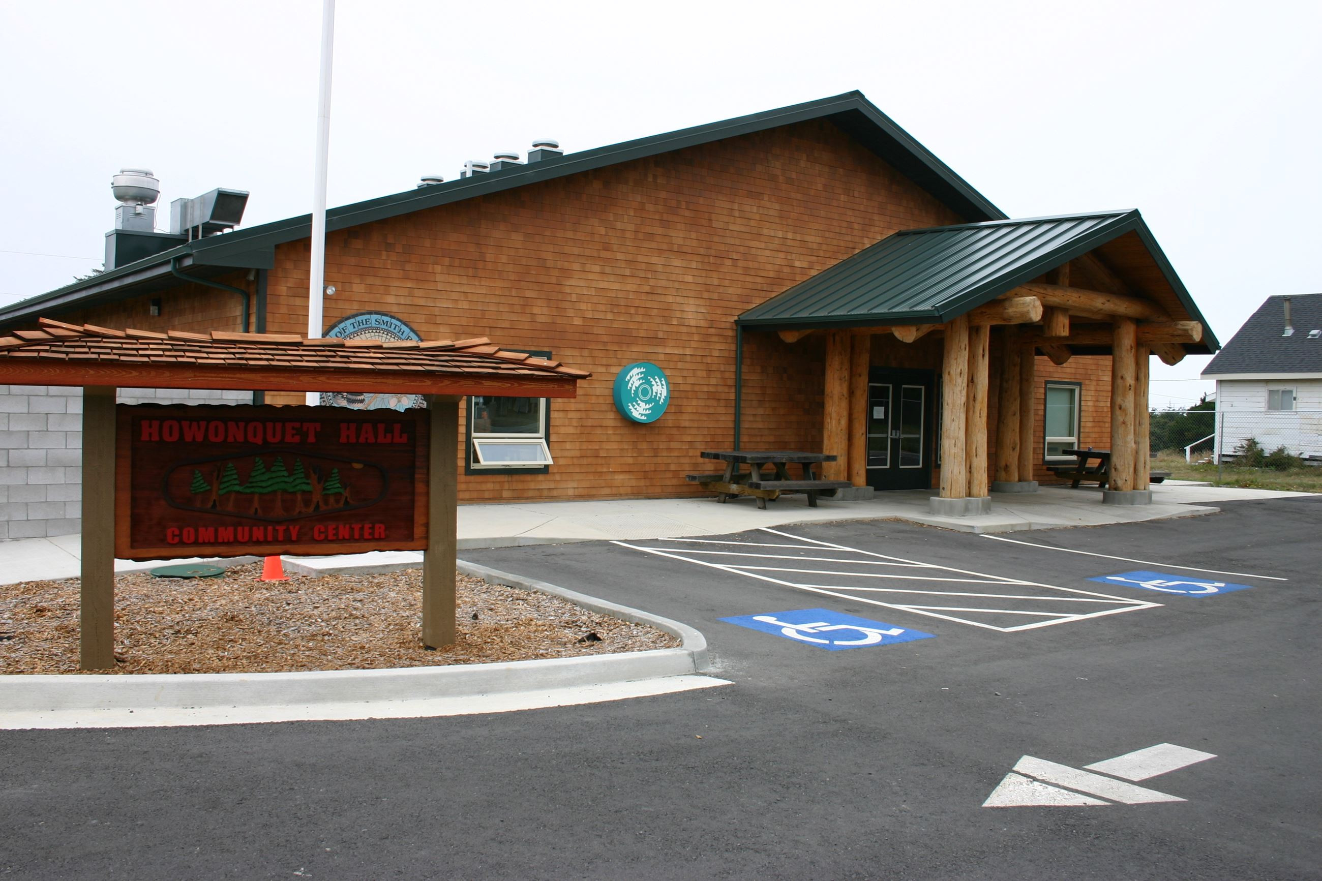 Xaa-wan'-k'wvt Hall Community Center