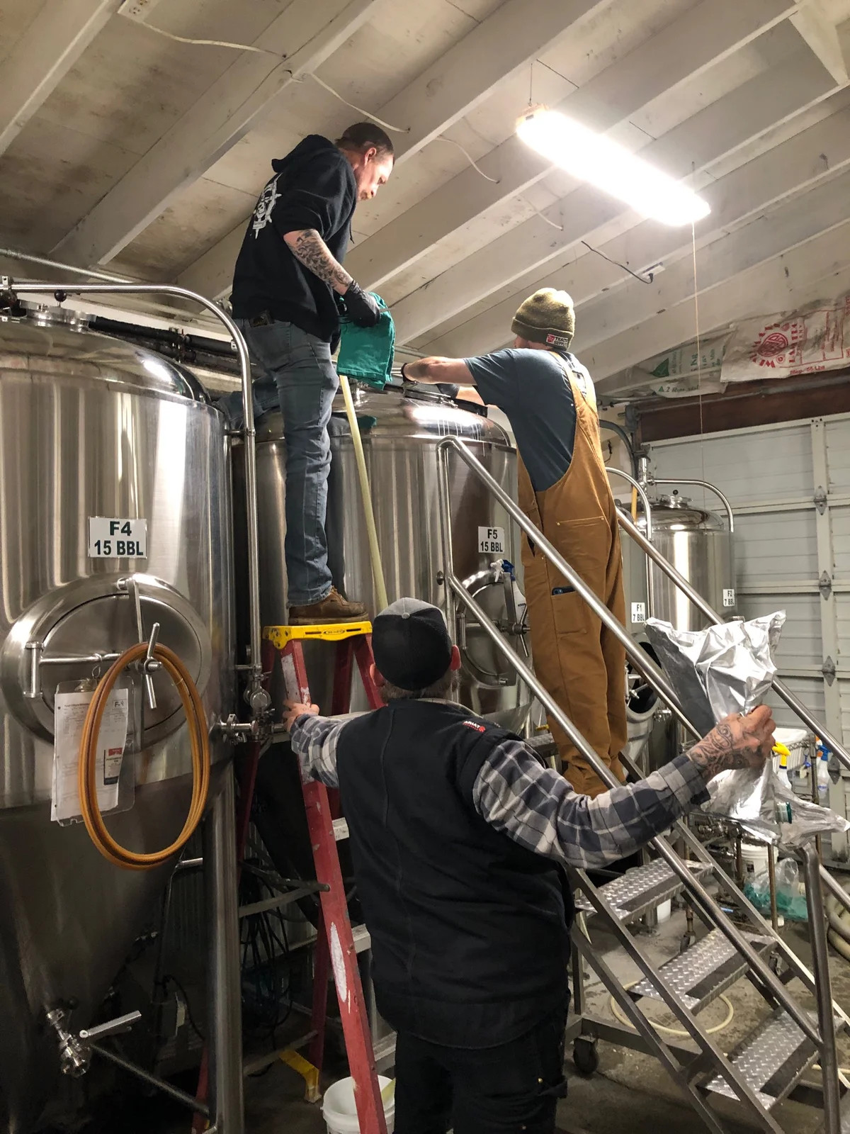Port O'Pints Brewing (Harbor)